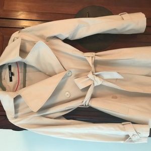 DKNY classic short trench coat